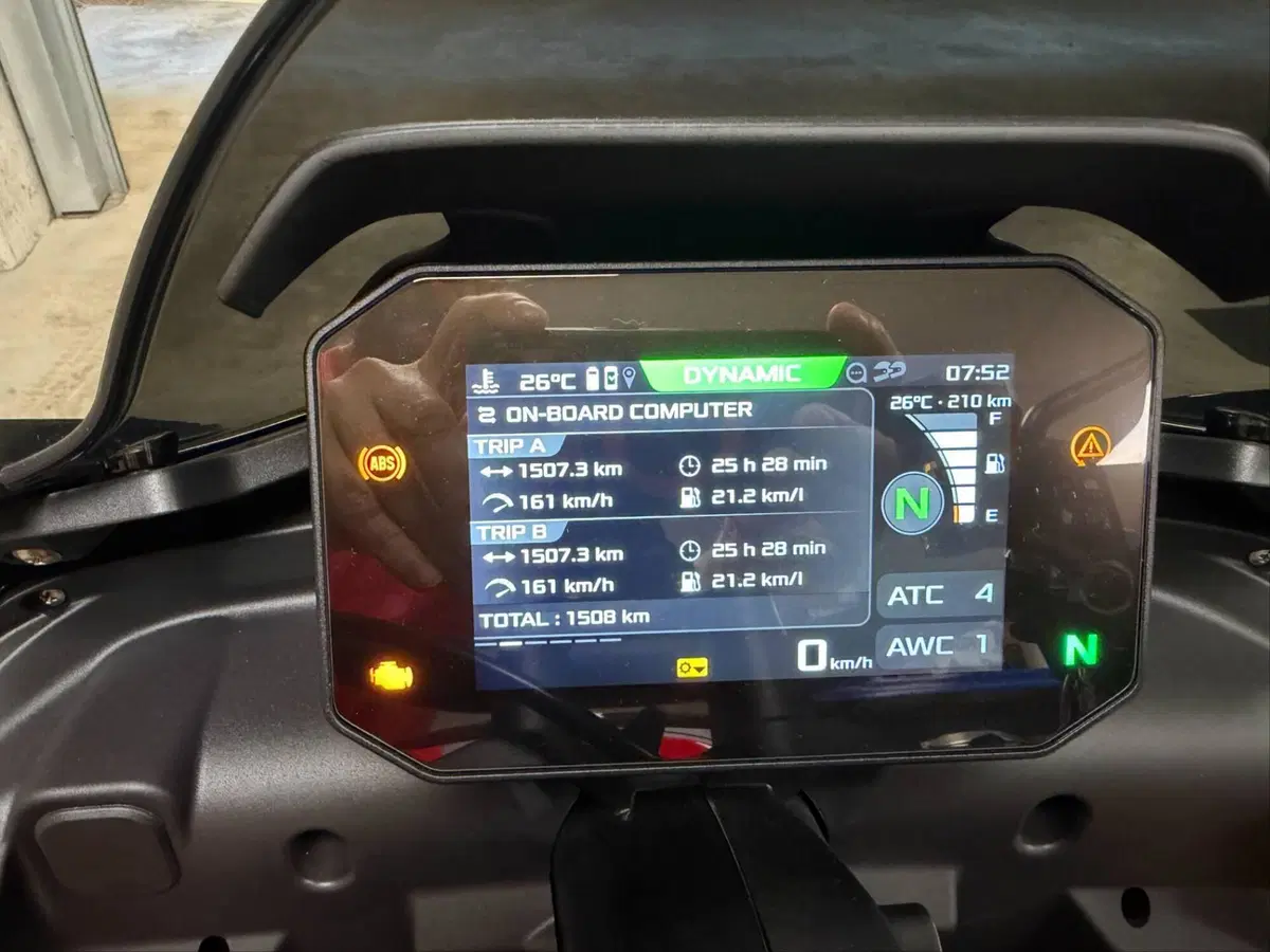 Aprilia Tuono 660 Factory (2025 - 26) (14)