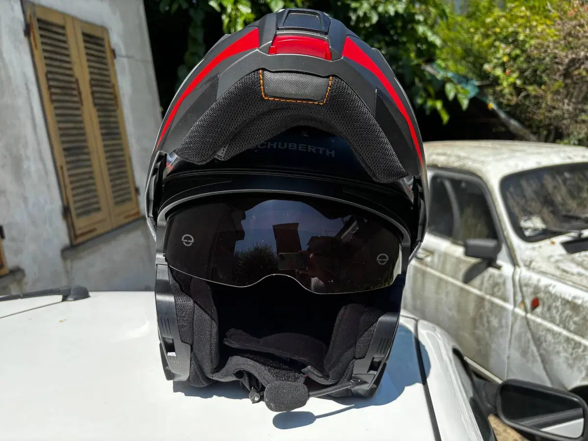 Casco Schuberth Helmets (5)