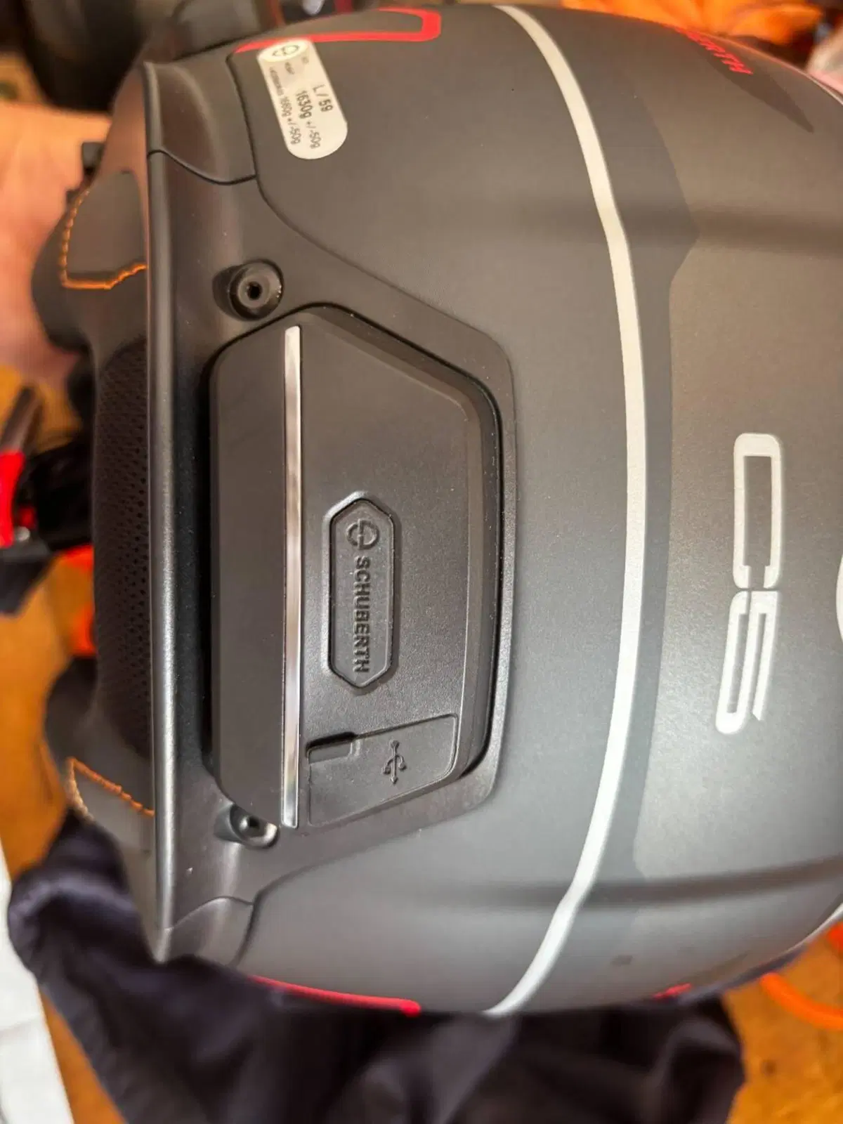 Casco Schuberth Helmets (8)