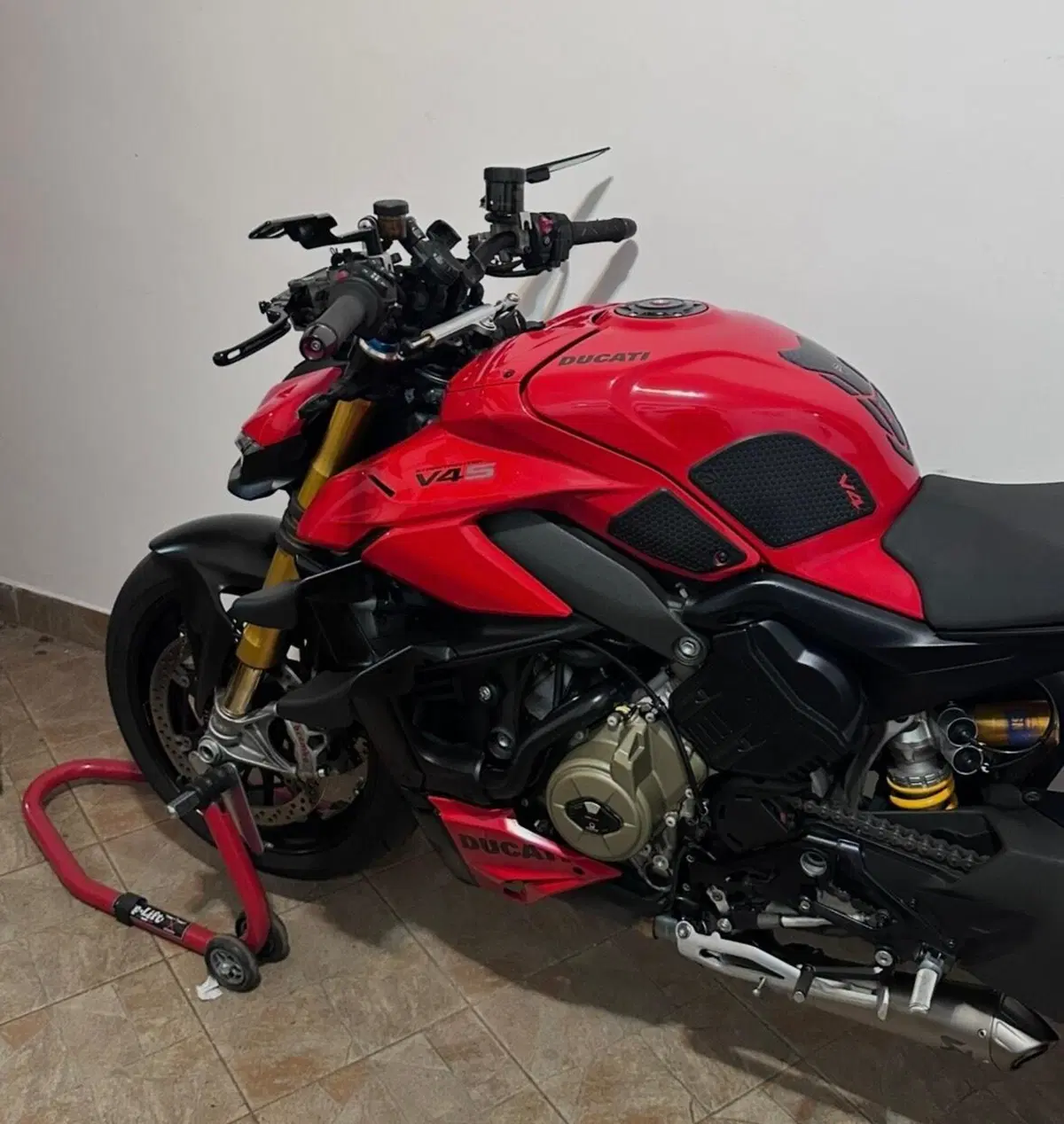 Ducati Streetfighter V4 S (2023 - 24) (4)