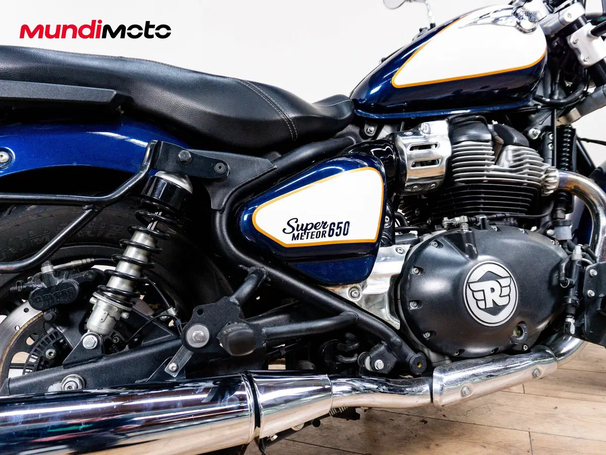 Royal Enfield Super Meteor 650 (2023 - 26) (4)
