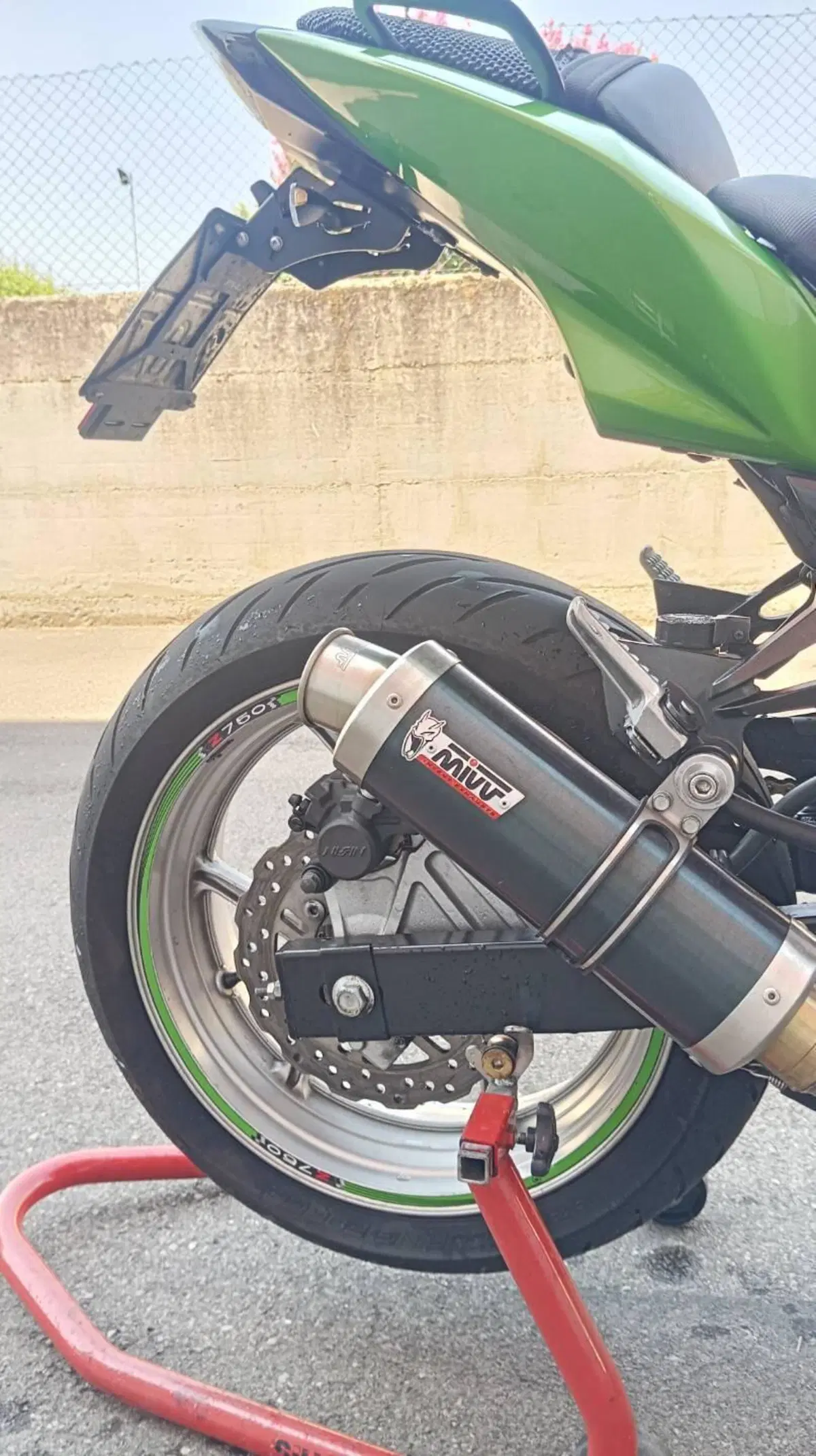 Kawasaki Z 750 (2007 - 14) (8)