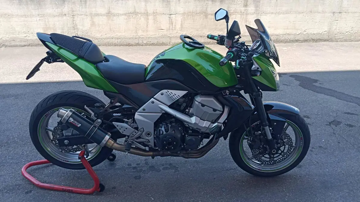 Kawasaki Z 750 (2007 - 14) (2)