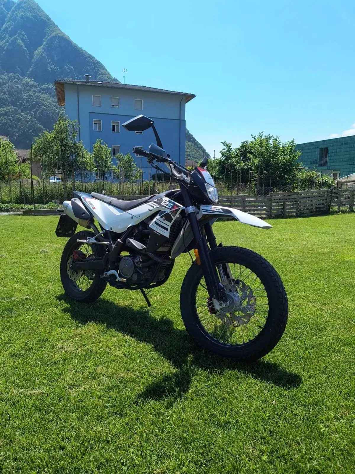 KSR Moto TR 125 X EFI (2017 - 18) (2)