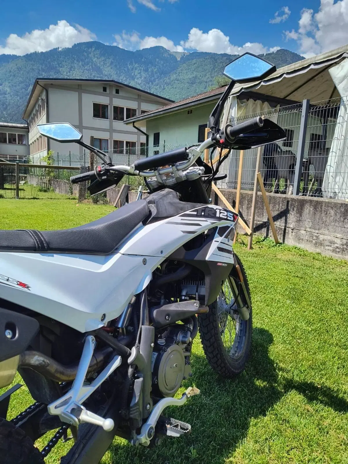 KSR Moto TR 125 X EFI (2017 - 18) (3)