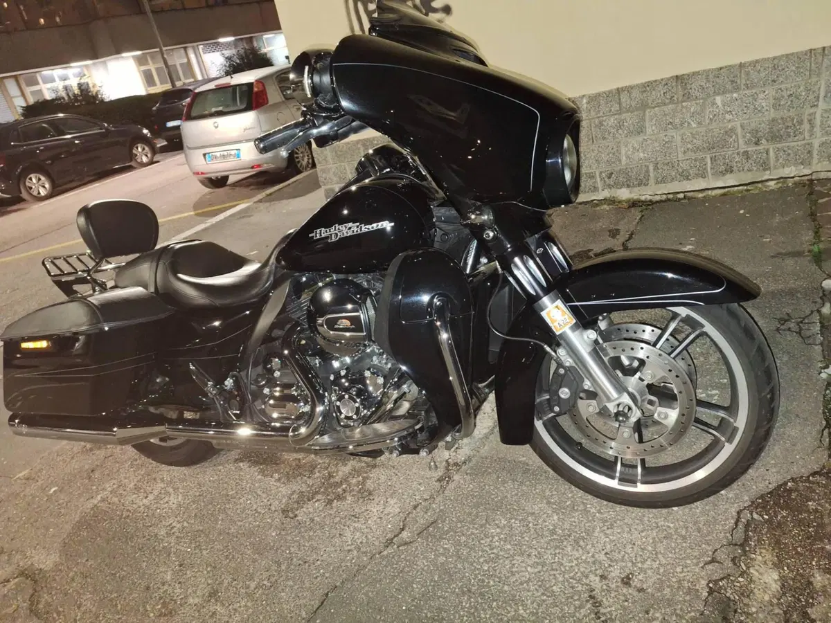 Harley-Davidson 107 Street Glide Special (2017 - 19) - FLHXS