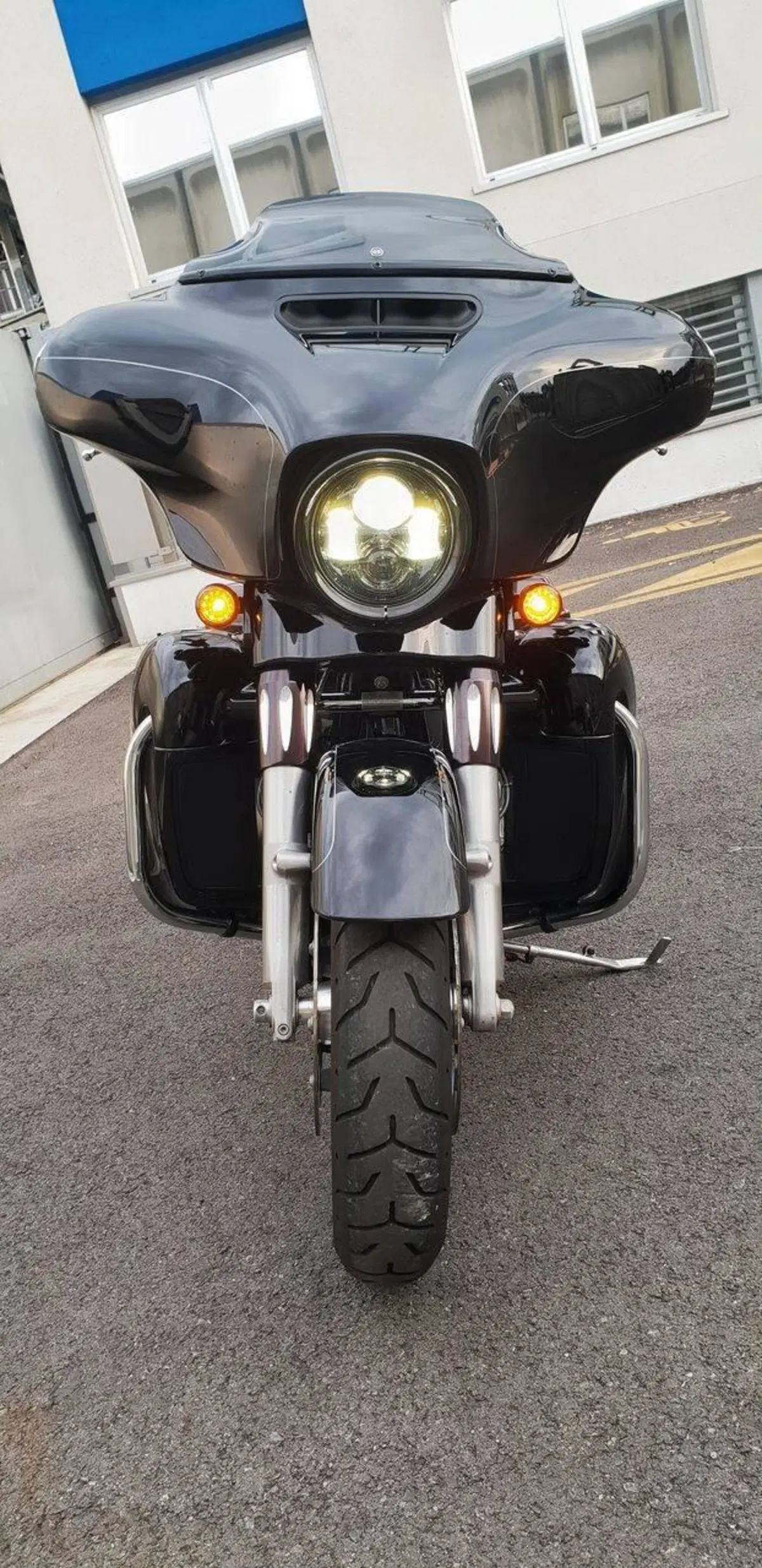 Harley-Davidson 107 Street Glide Special (2017 - 19) - FLHXS (2)