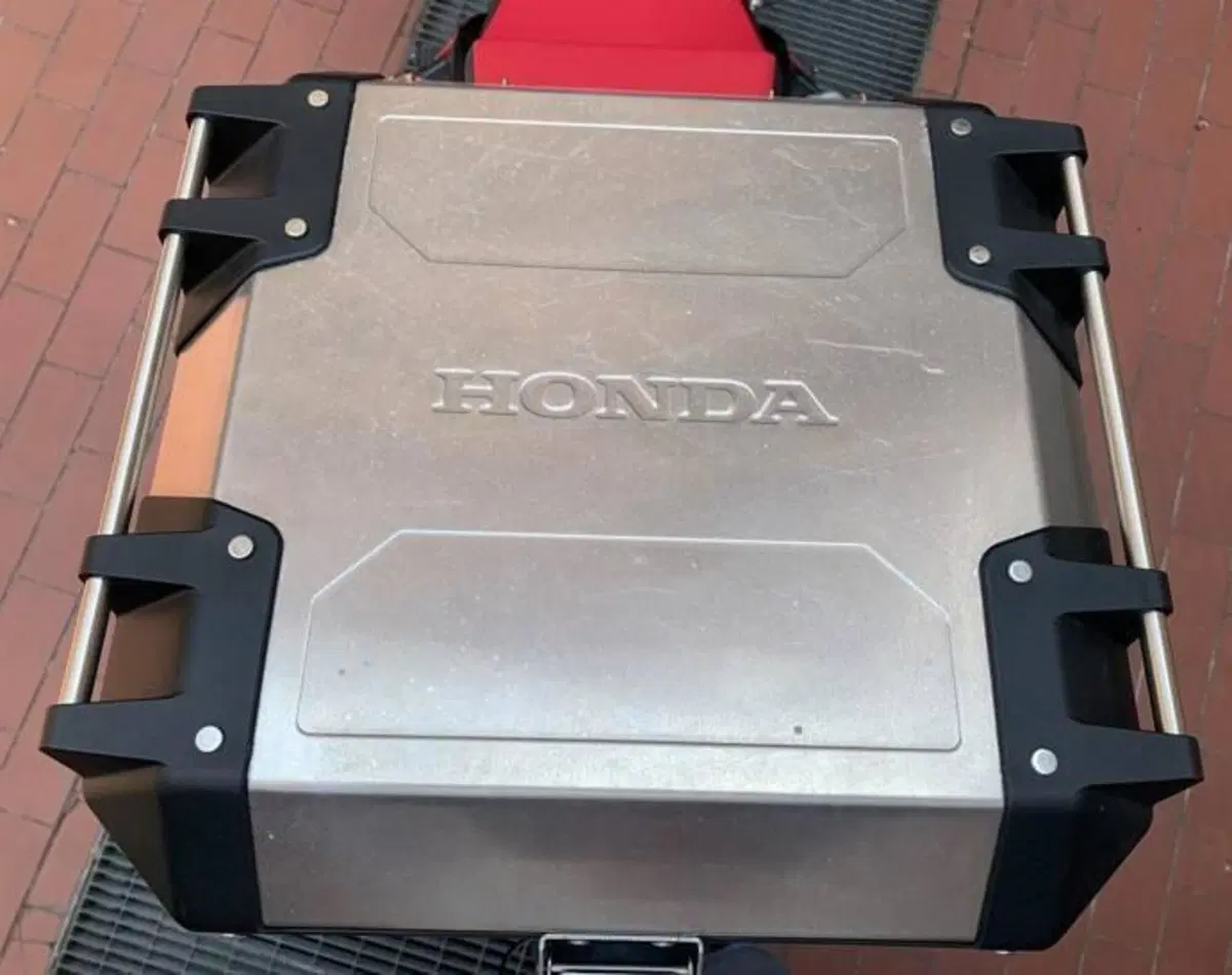 Honda Africa Twin CRF 1100L Travel Edition (2020 - 21) (7)