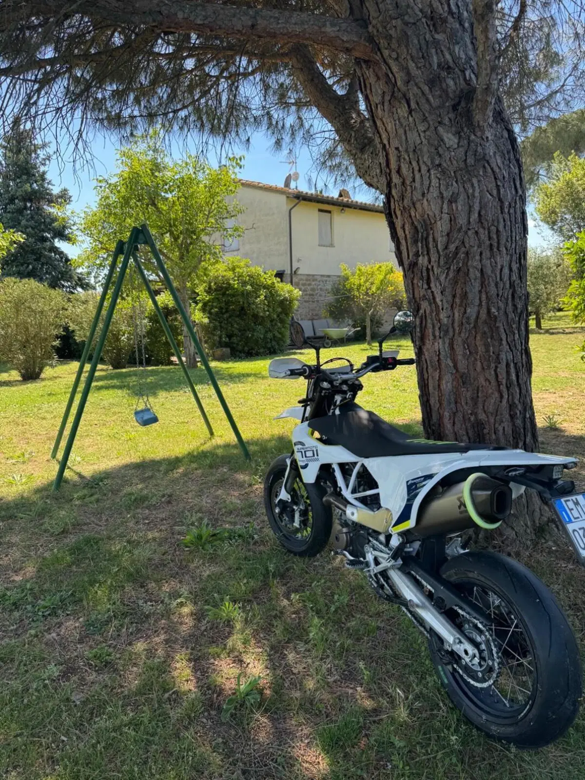 Husqvarna 701 Supermoto (2017 - 19) (2)
