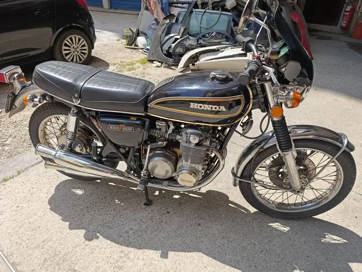 Honda Four (7)