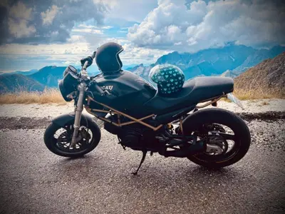 Ducati Monster 600 Dark (1998 - 01) usata