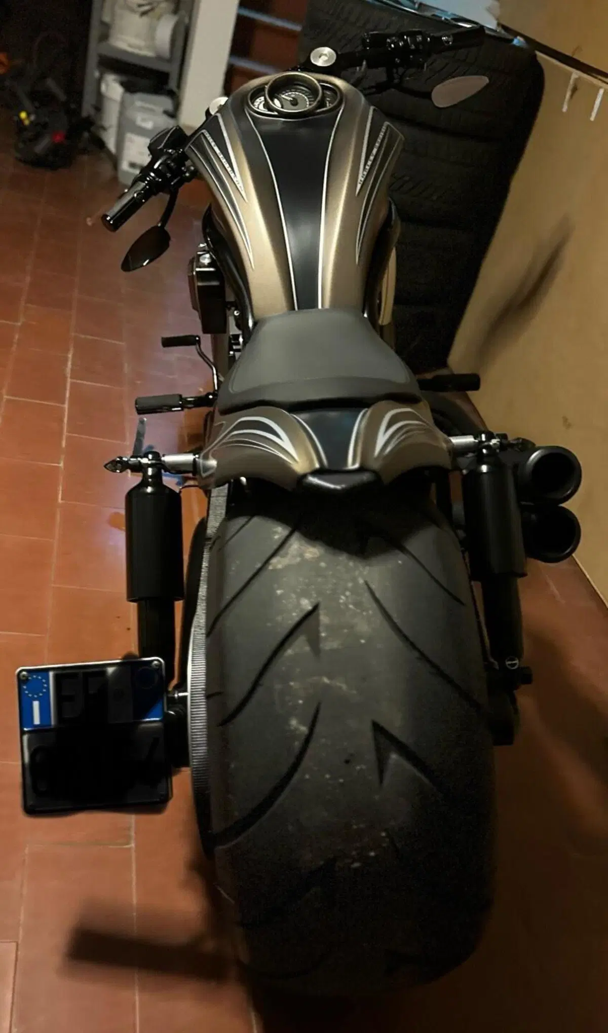 Harley-Davidson 1250 V-Rod Muscle (2009 - 17) - VRSCF (5)