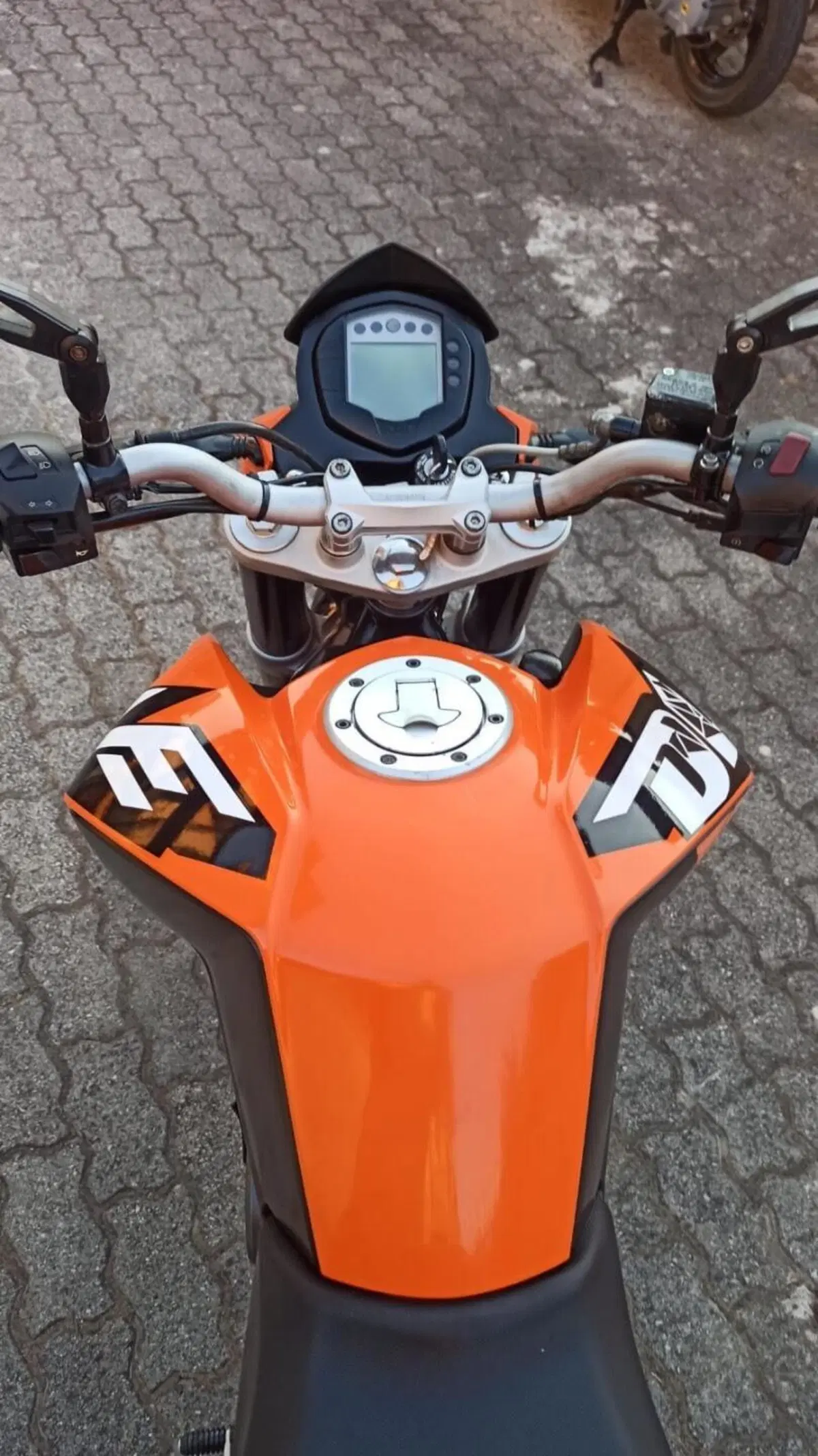 KTM 125 Duke (2010 - 2012) (6)