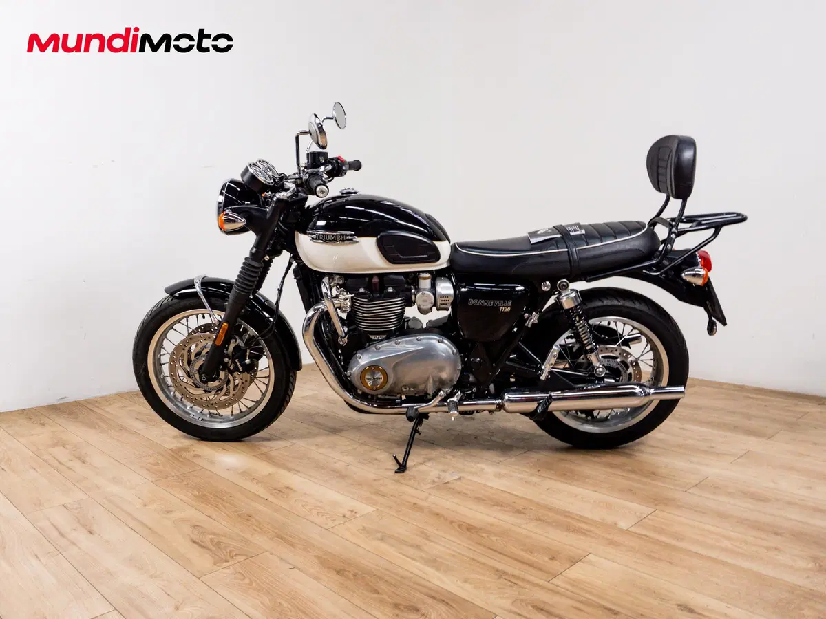 Triumph Bonneville T120 (2026) (6)