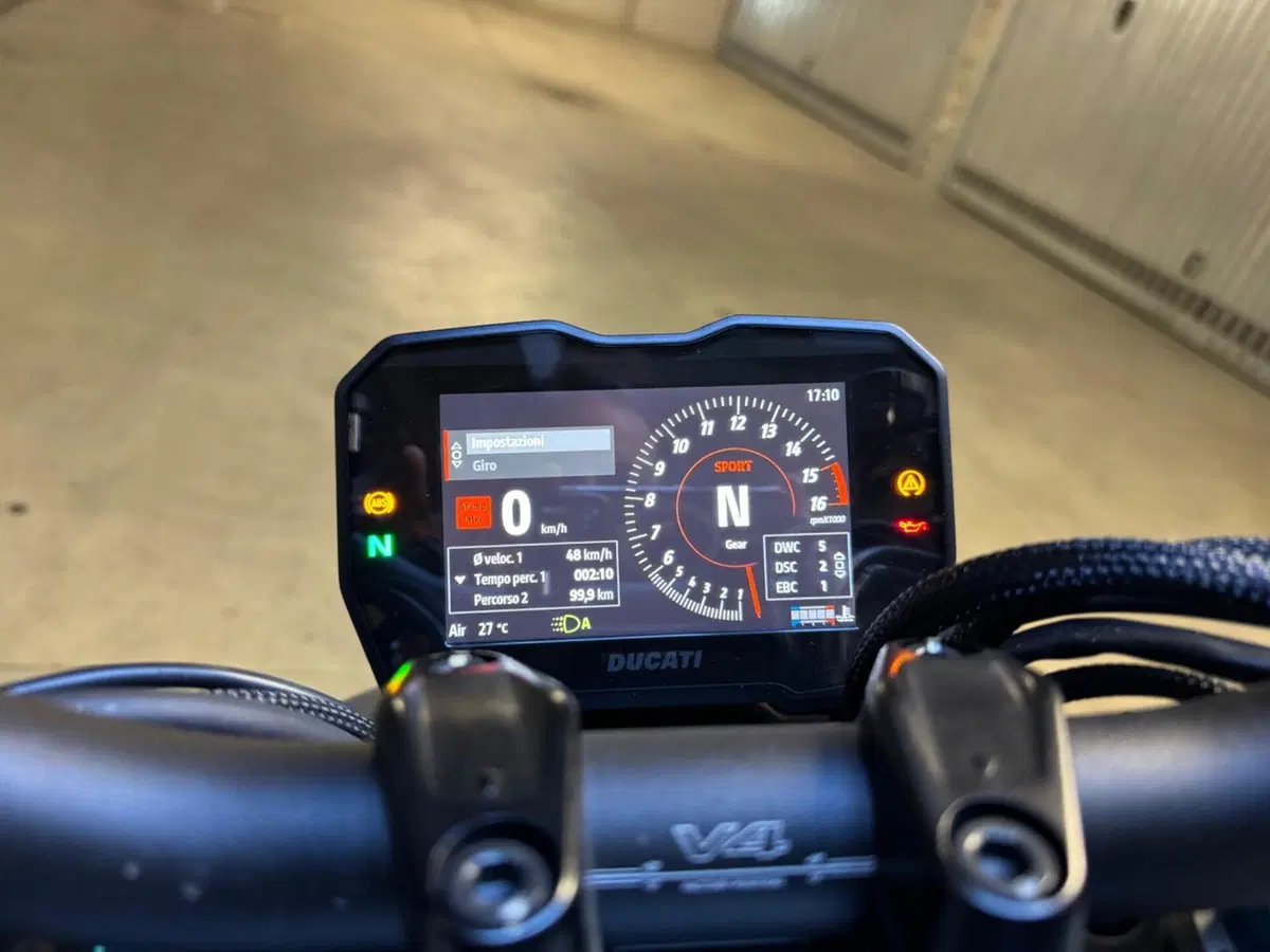 Ducati Streetfighter V4 (2023 - 24) (2)