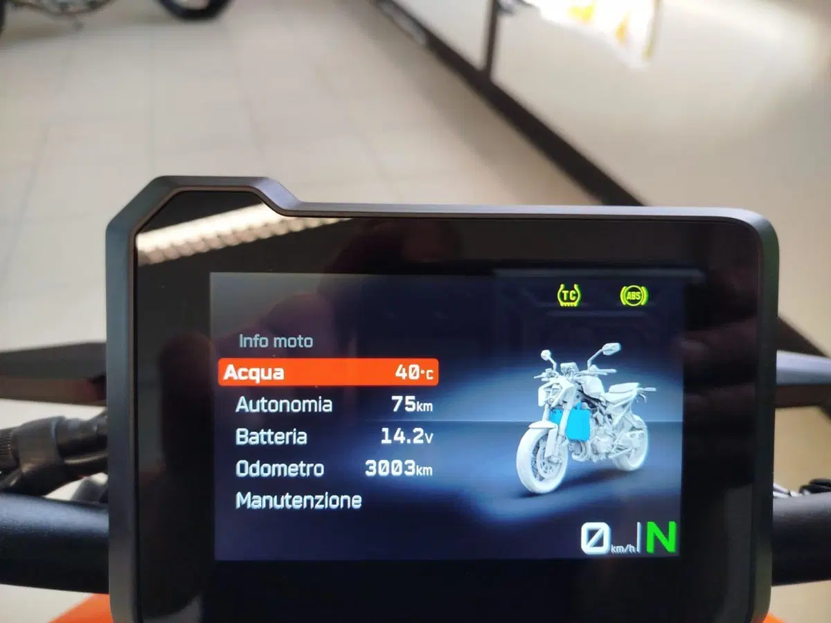 KTM 990 Duke (2024 - 26) (9)