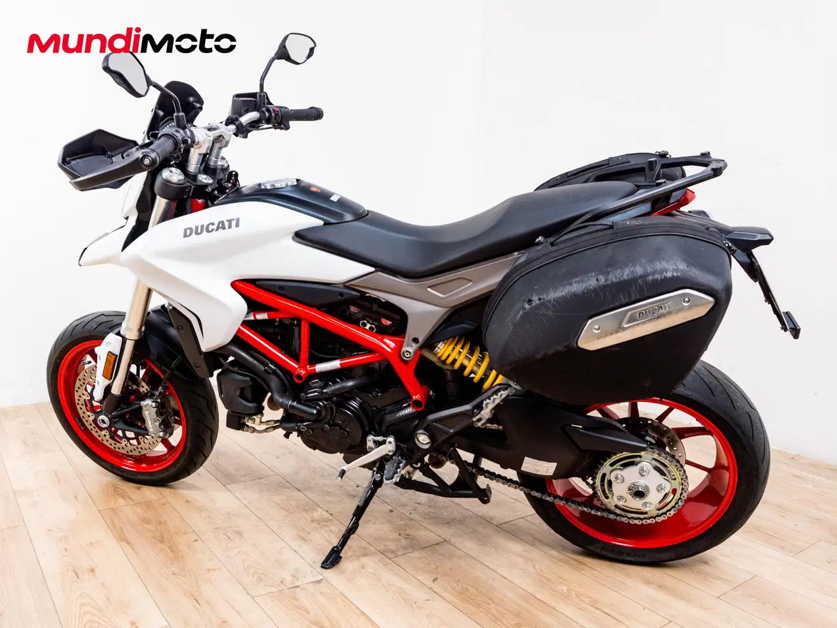 Ducati Hypermotard 939 (2016 - 18) (7)