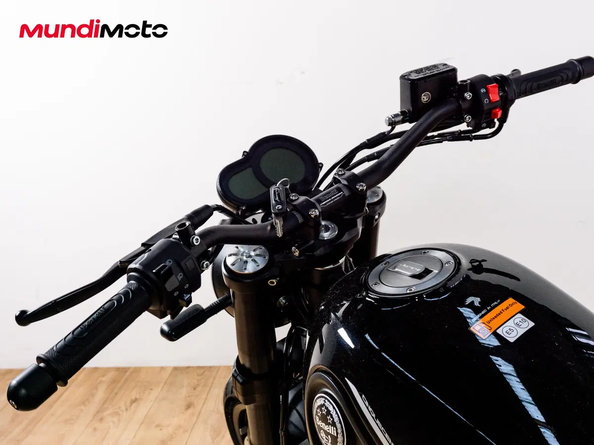Benelli Leoncino 500 (2021 - 25) (11)