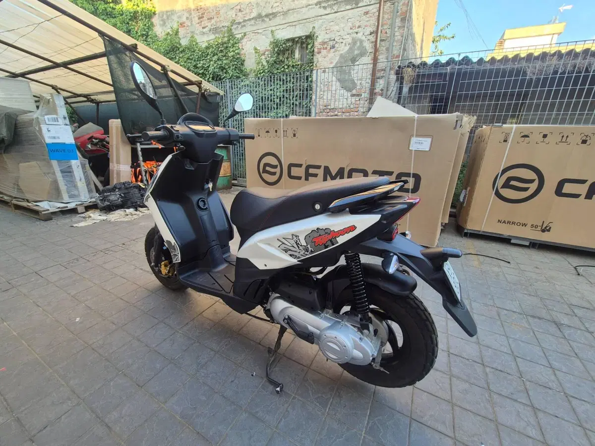 Piaggio Typhoon 50 (2018 - 20) (2)
