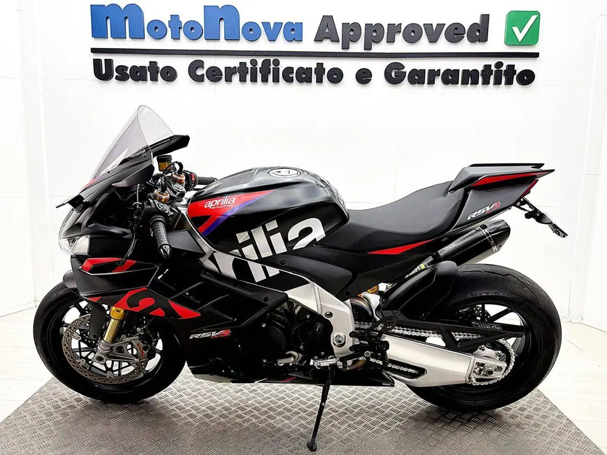 Aprilia RSV4 1100 Factory (2021 - 24) (2)