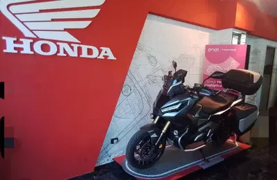 Honda X-ADV 750 DCT Travel (2021 - 24) usata