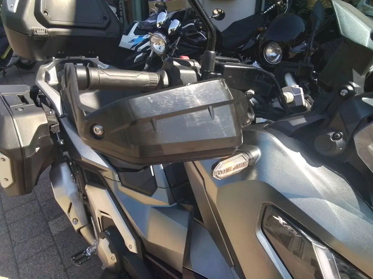 Honda X-ADV 750 DCT Travel (2021 - 24) (11)