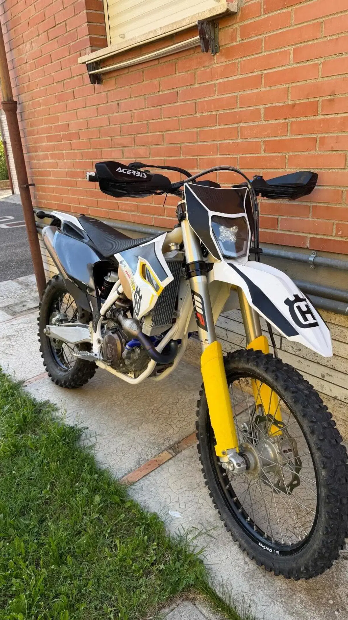 Husqvarna FE 250 (2014) (2)