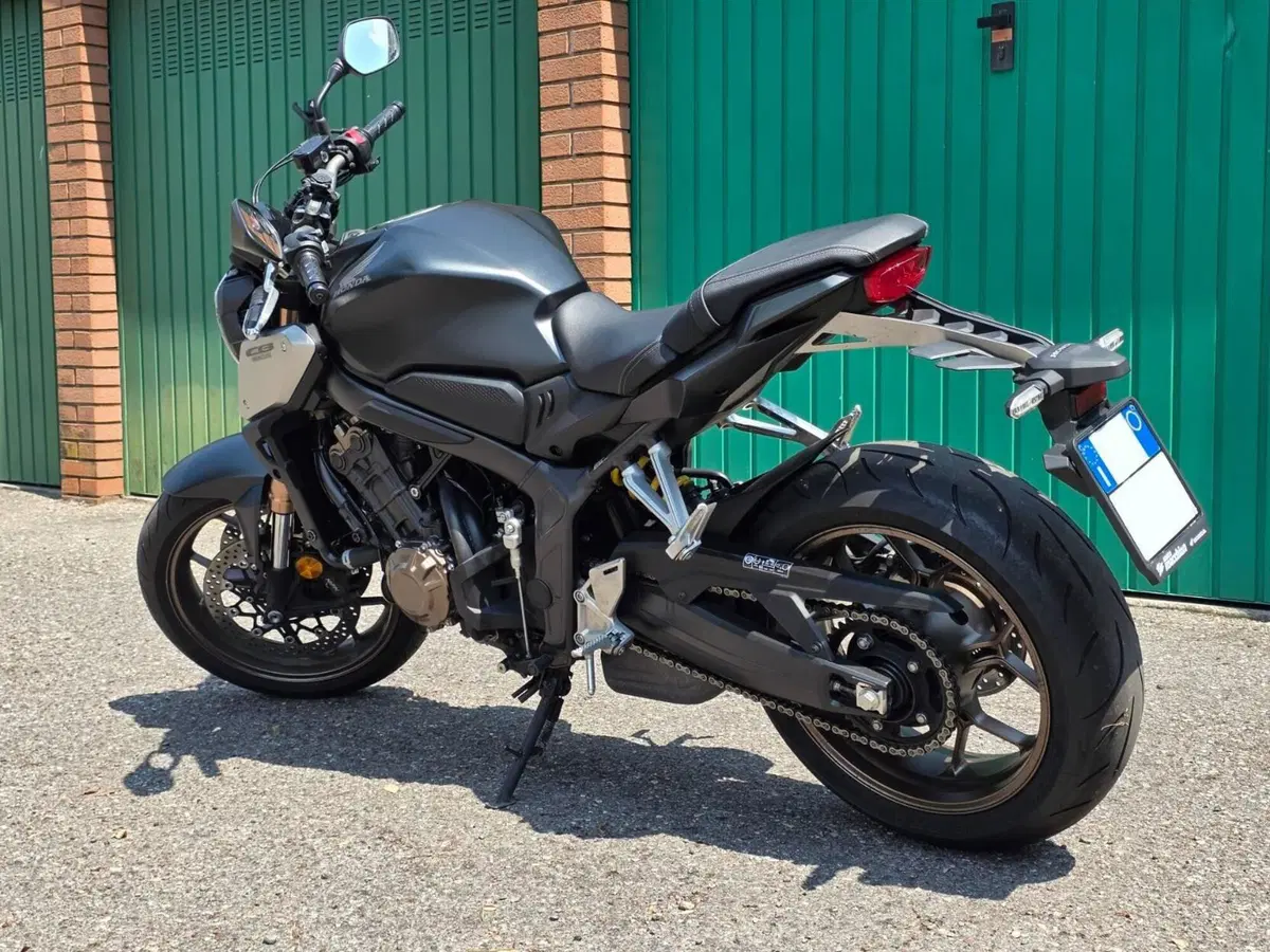 Honda CB 650 R (2021 - 23) (2)