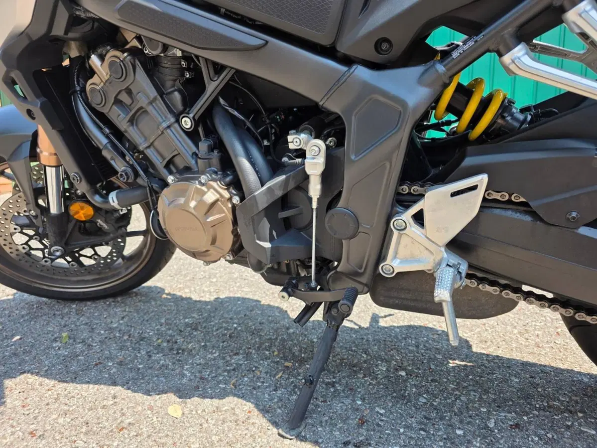 Honda CB 650 R (2021 - 23) (3)