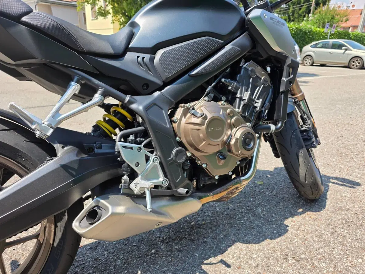 Honda CB 650 R (2021 - 23) (4)