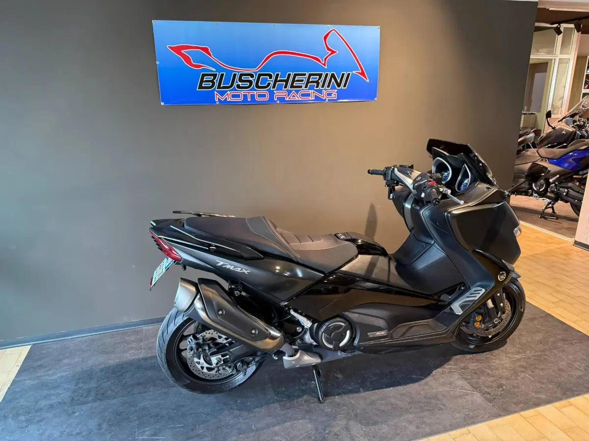 Yamaha T-Max 530 SX (2017 - 19) (13)