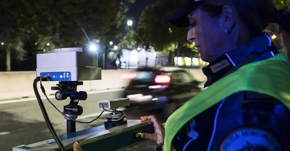 Autovelox, nuovo decreto in vigore: cosa fare se arriva una multa e come verificare se &egrave; valida