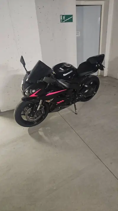 Kawasaki Ninja 600 ZX-6R (2009 - 16) usata