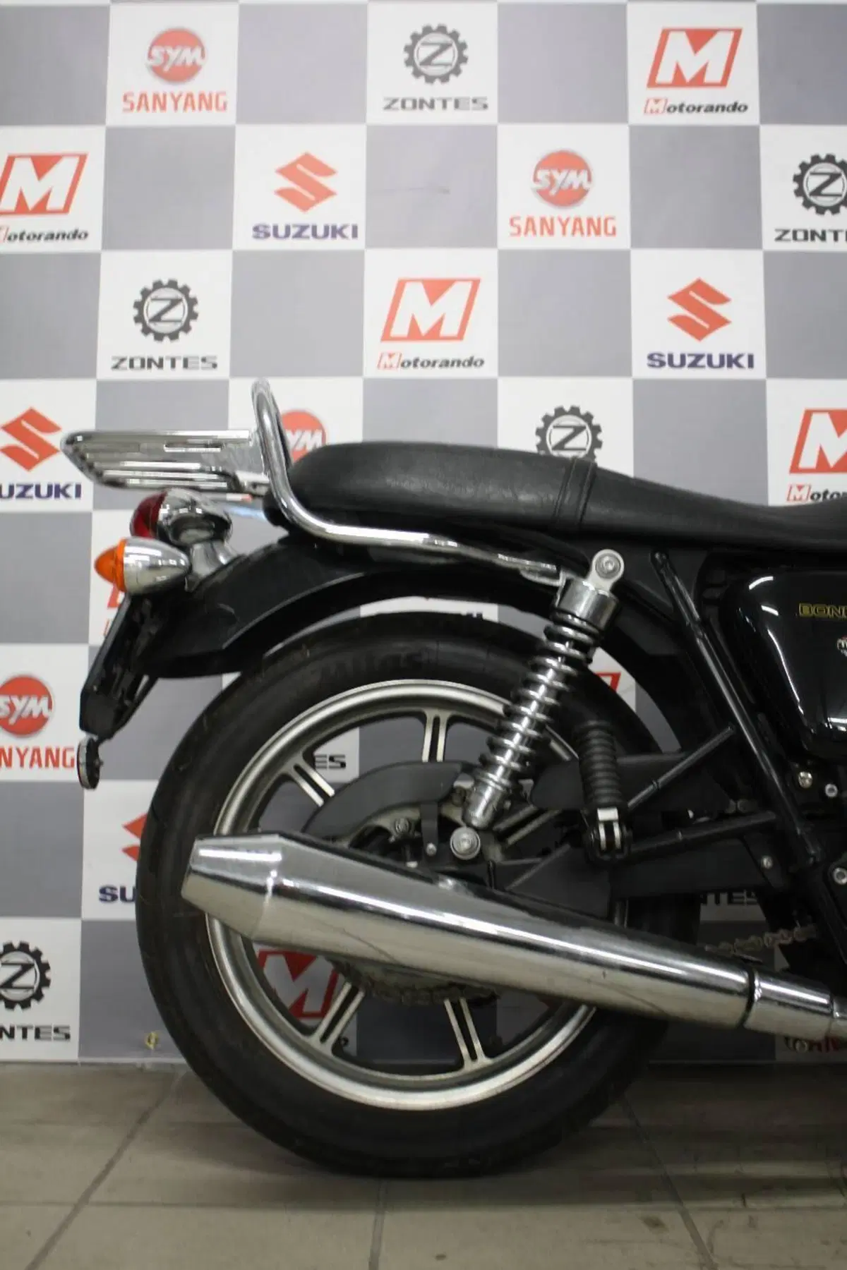 Triumph Bonneville (2007 - 16) (3)