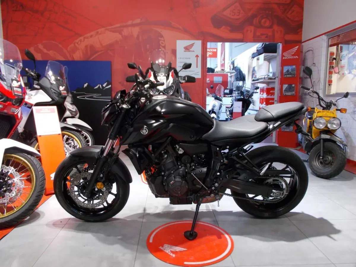Yamaha MT-07 (2021 - 24) (4)