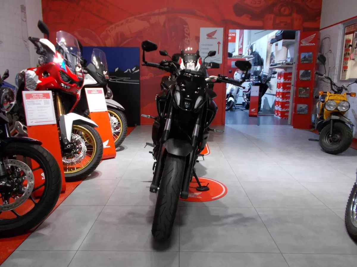Yamaha MT-07 (2021 - 24) (6)