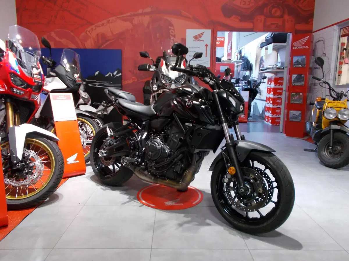 Yamaha MT-07 (2021 - 24) (8)