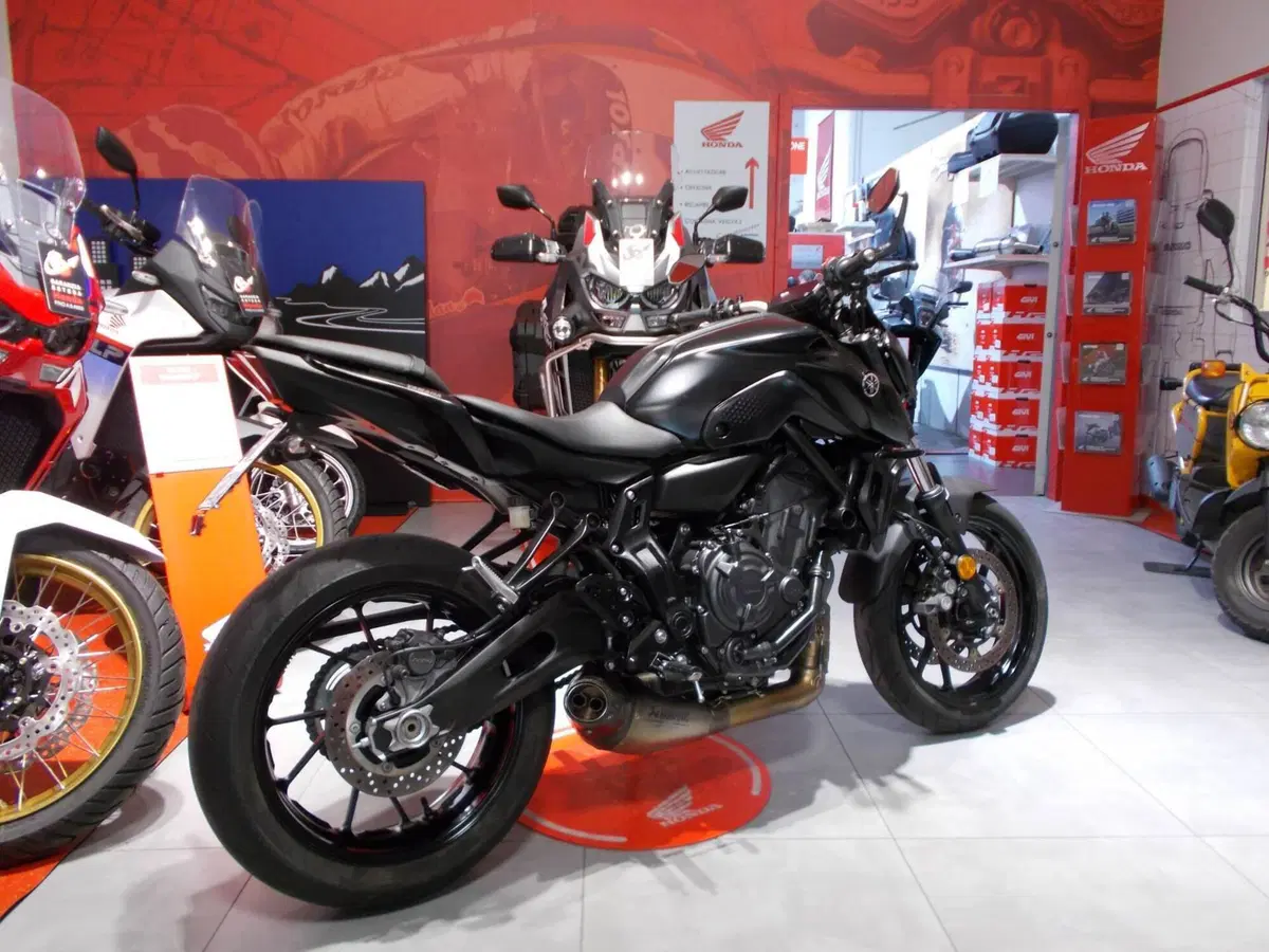 Yamaha MT-07 (2021 - 24) (10)
