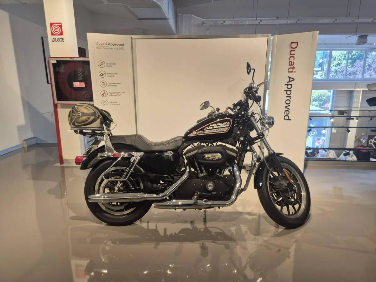 Harley-Davidson 883 R (2008 - 16) - XL 883R