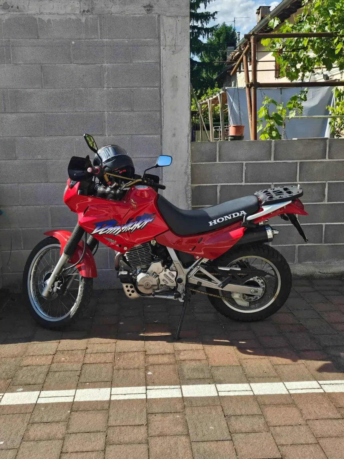 Honda NX 650 Dominator (1996 - 02) (2)