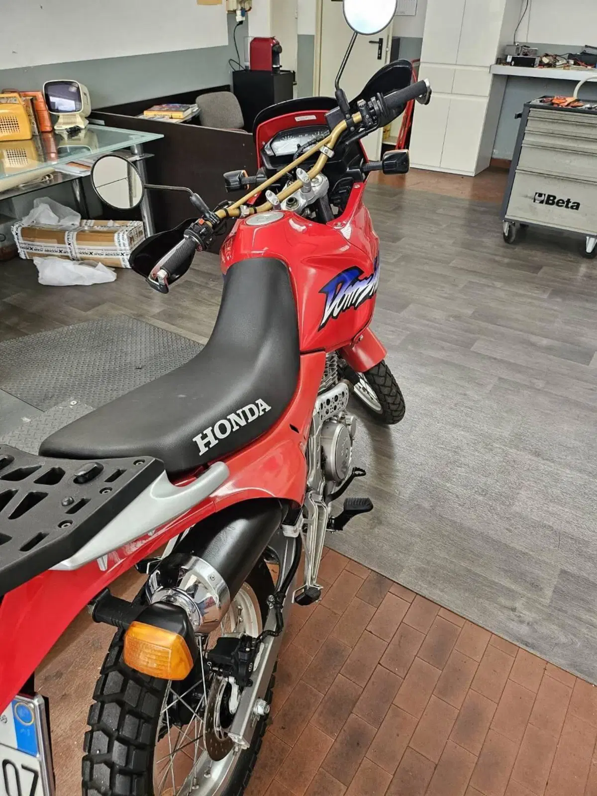 Honda NX 650 Dominator (1996 - 02) (4)