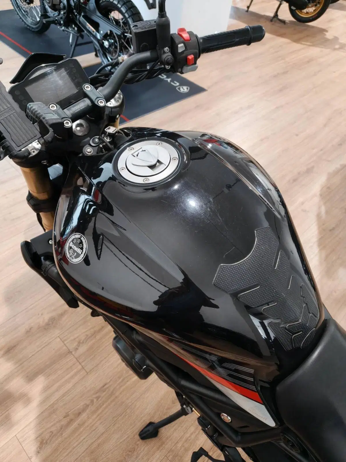 Benelli 752 S (2022 - 25) (4)