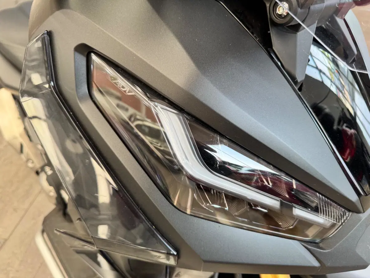 Honda X-ADV 750 DCT (2021 - 24) (2)