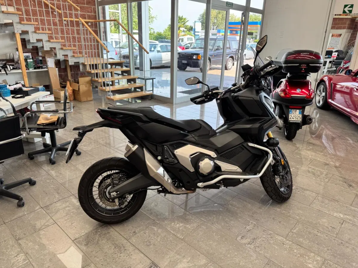 Honda X-ADV 750 DCT (2021 - 24) (6)