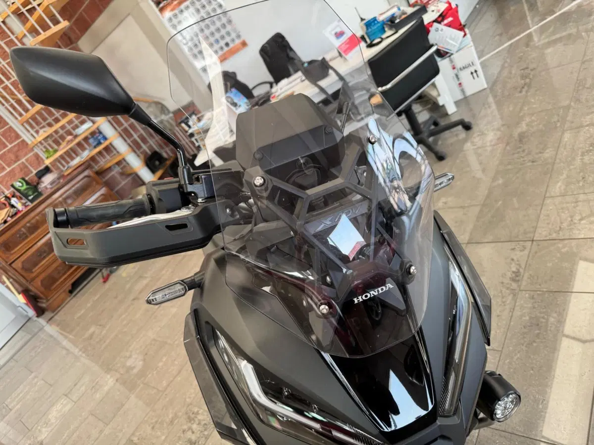 Honda X-ADV 750 DCT (2021 - 24) (14)