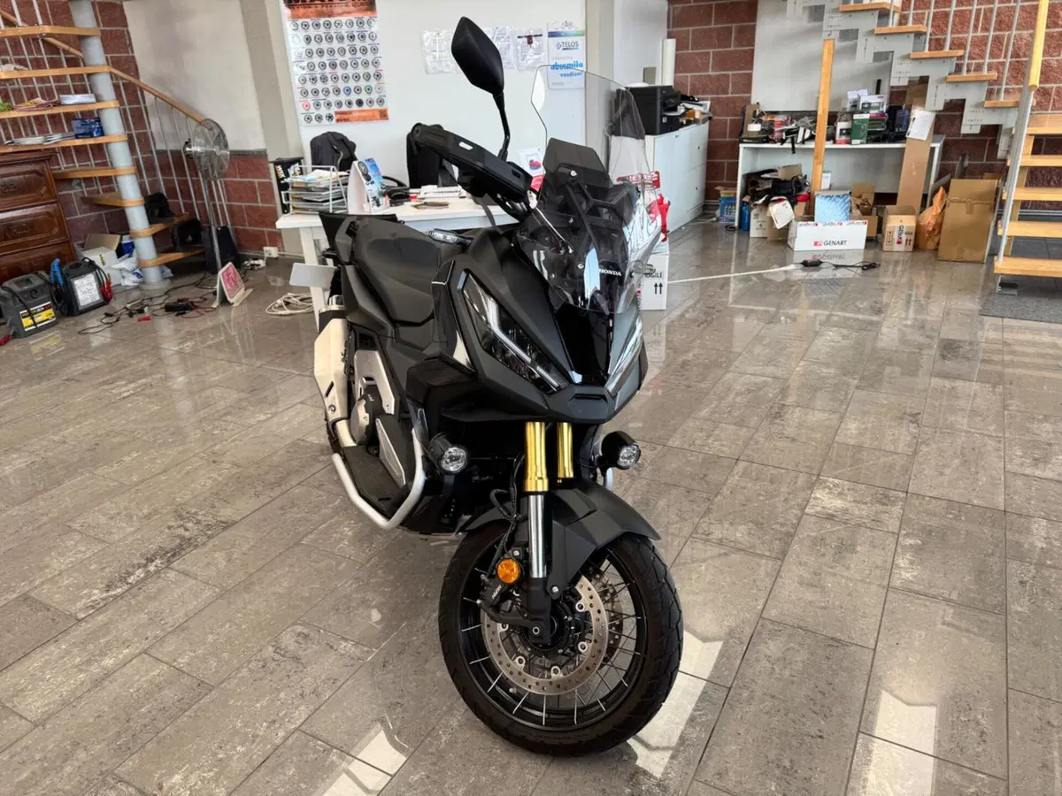 Honda X-ADV 750 DCT (2021 - 24) (18)