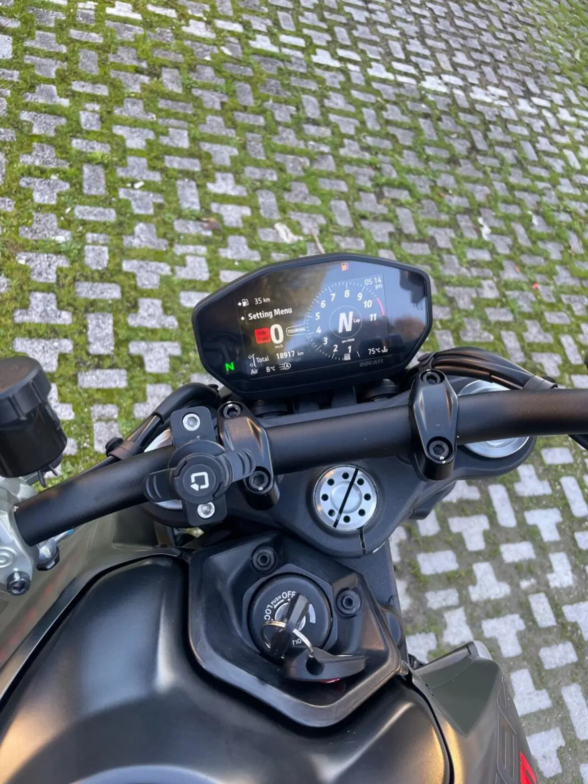 Ducati Monster 937 (2021 - 25) (4)