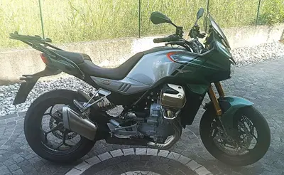 Moto Guzzi V100 Mandello S (2022 - 24) usata