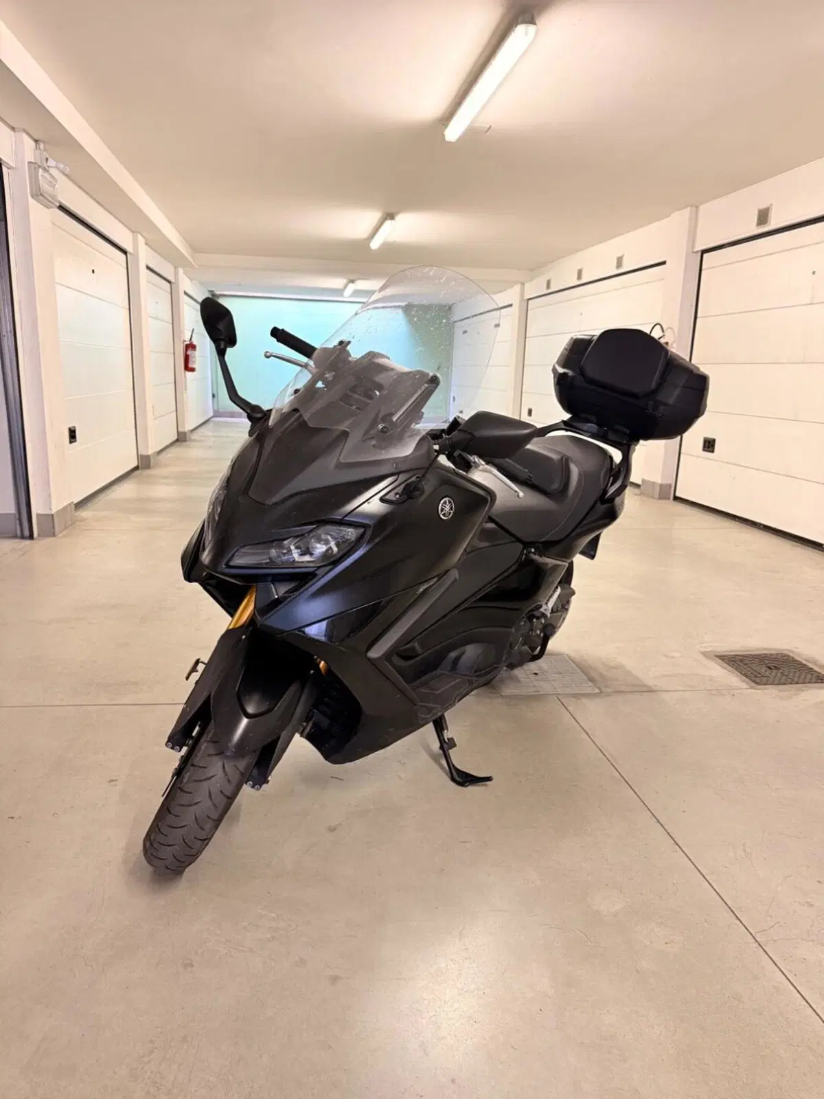 Yamaha T-Max 560 Tech Max (2022 - 24) (6)