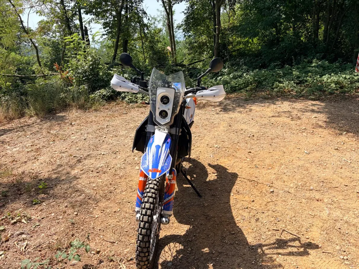 KTM 690 Enduro R (2009 - 11)